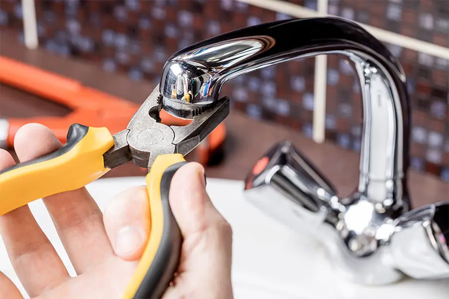 Faucet Repair and Installation Services